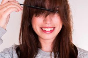 jolie coiffure avec frange