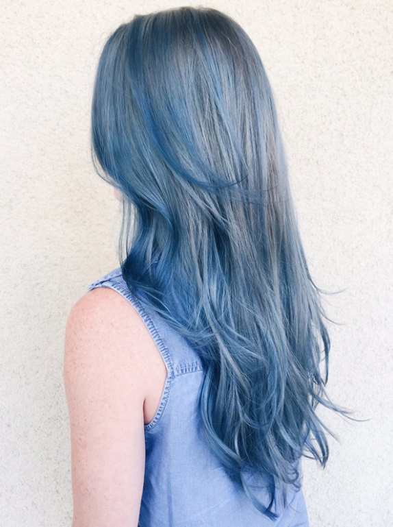 cheveux couleur jeans coiffure denim hair