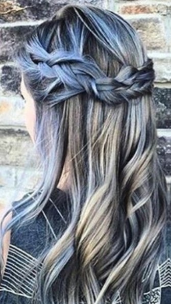 cheveux couleur jeans coiffure denim hair