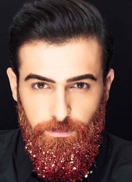Glitter Beard : quand les hommes couvrent leur barbe de paillettes pour les  fêtes