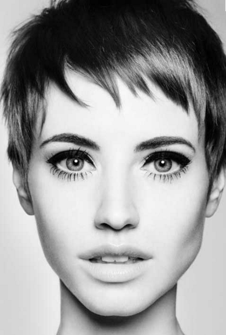 coupe courte femme pixie cut