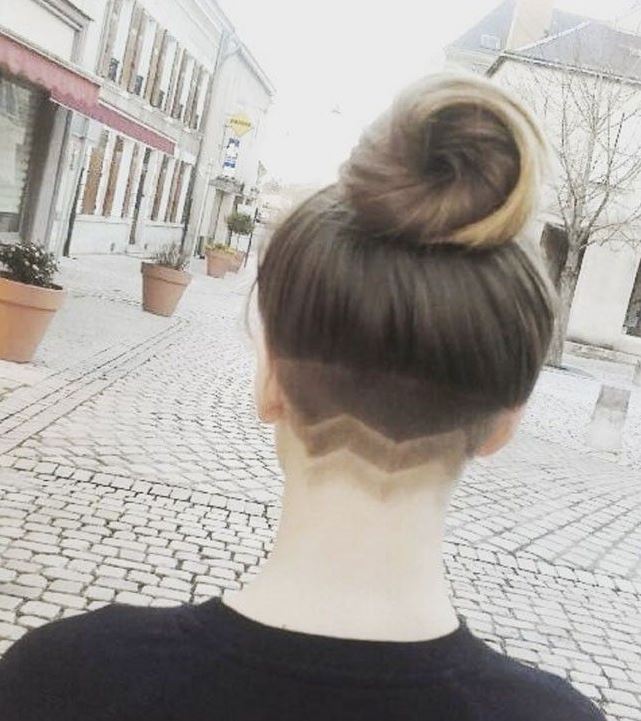 Undercut Femme Nuque Motif